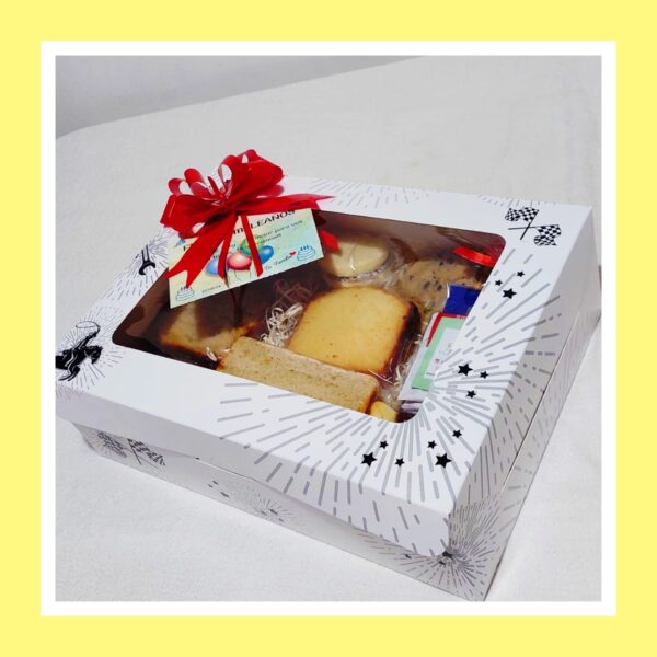 Kiama Box s/ Taza